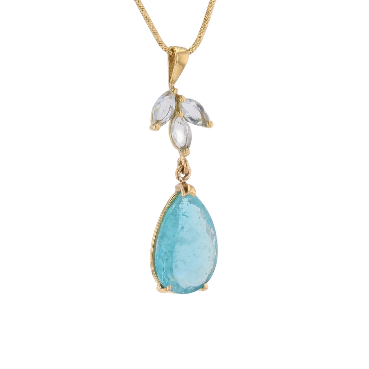 Yellow Gold and Aquamarine Pendant