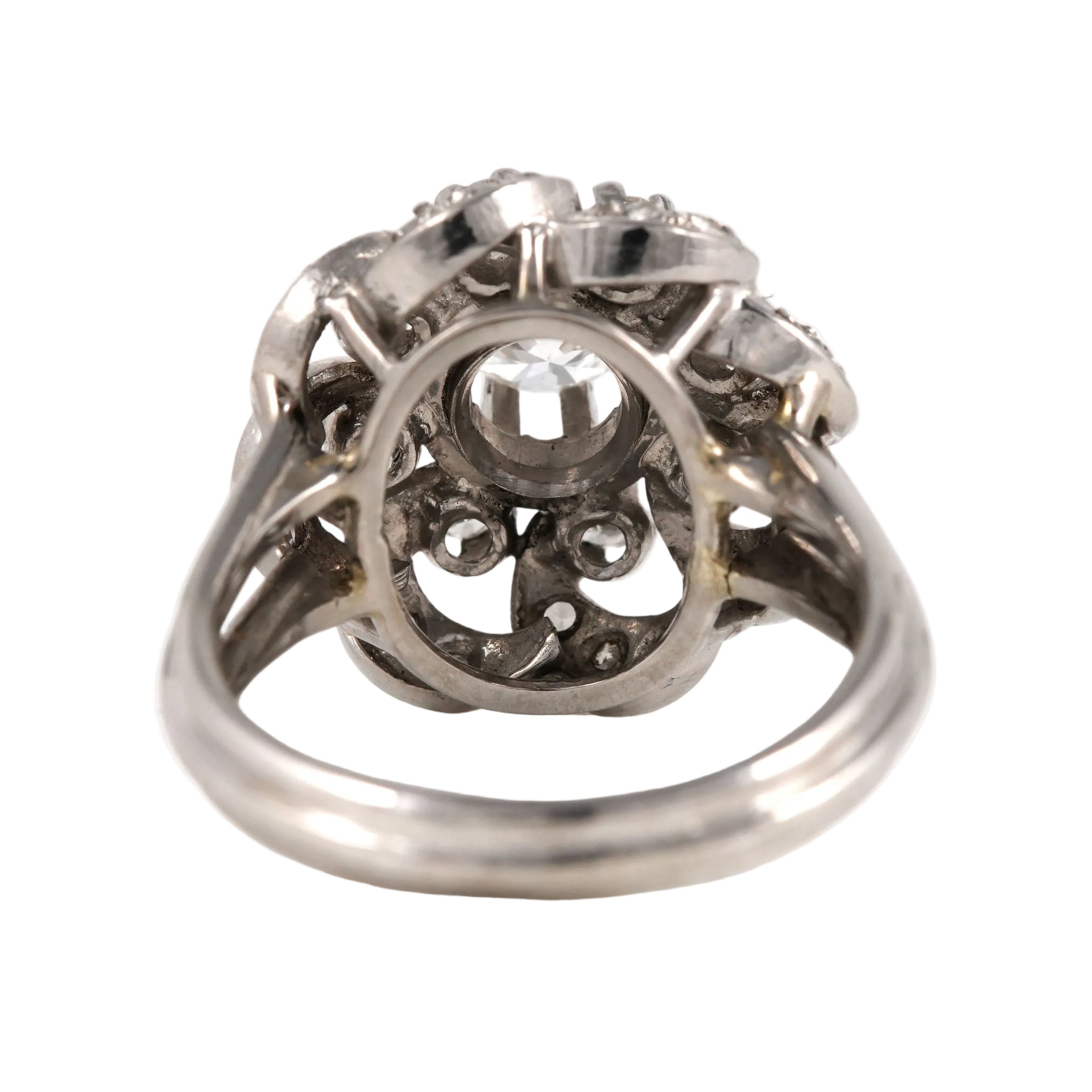 Marguerite Ring in White Gold and Diamonds
