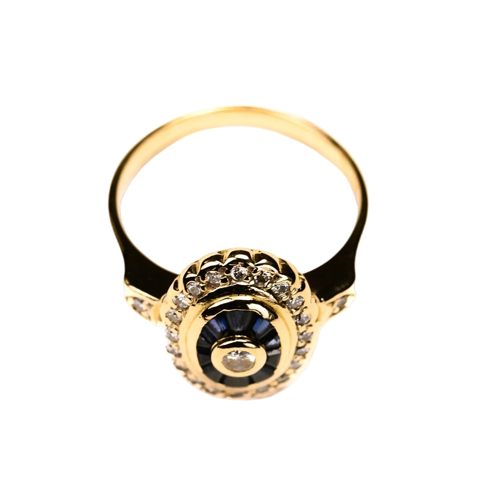 Entourage Ring in yellow gold, sapphires and diamonds