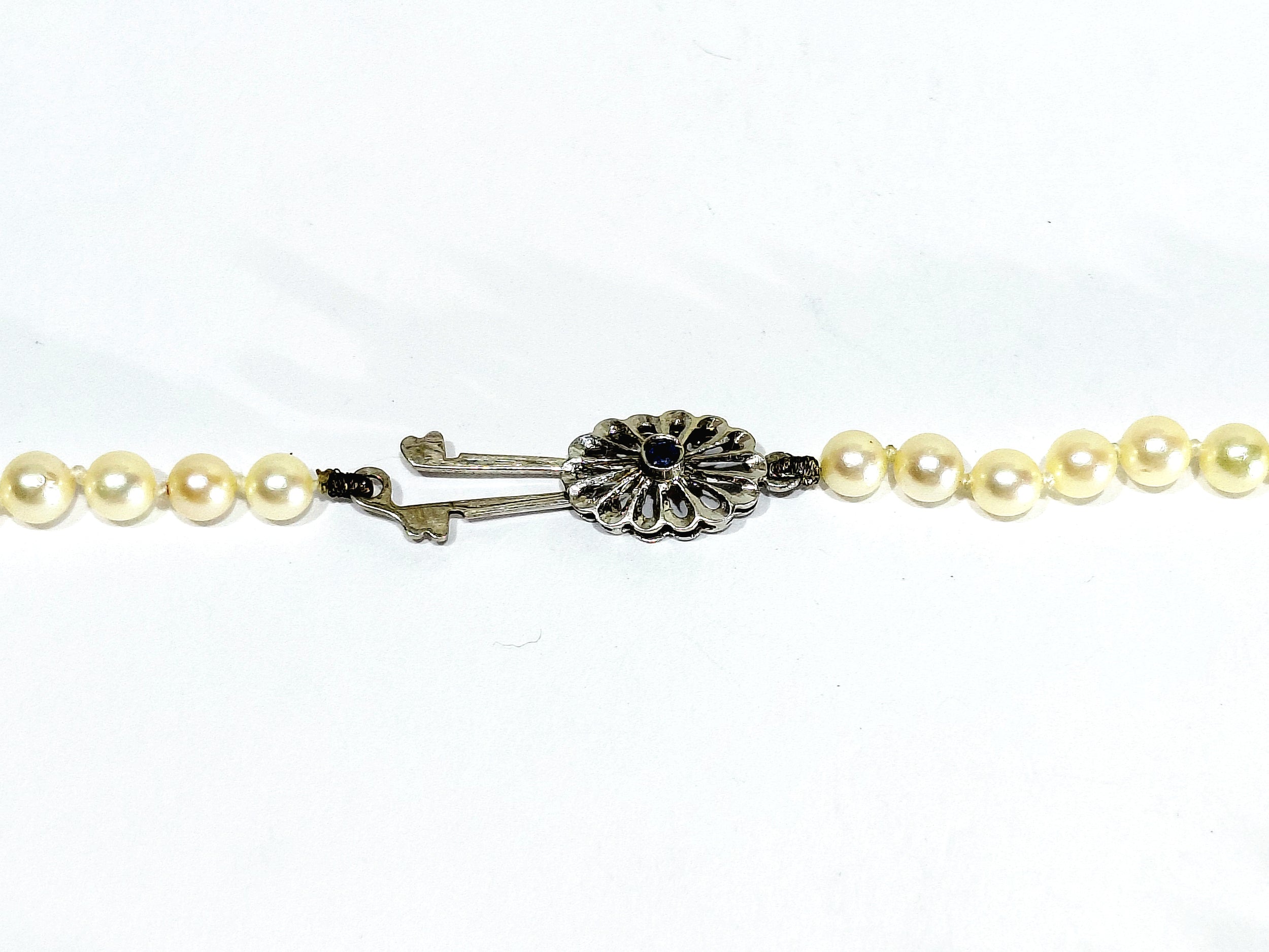 White Gold and Sapphire Pearl Necklace