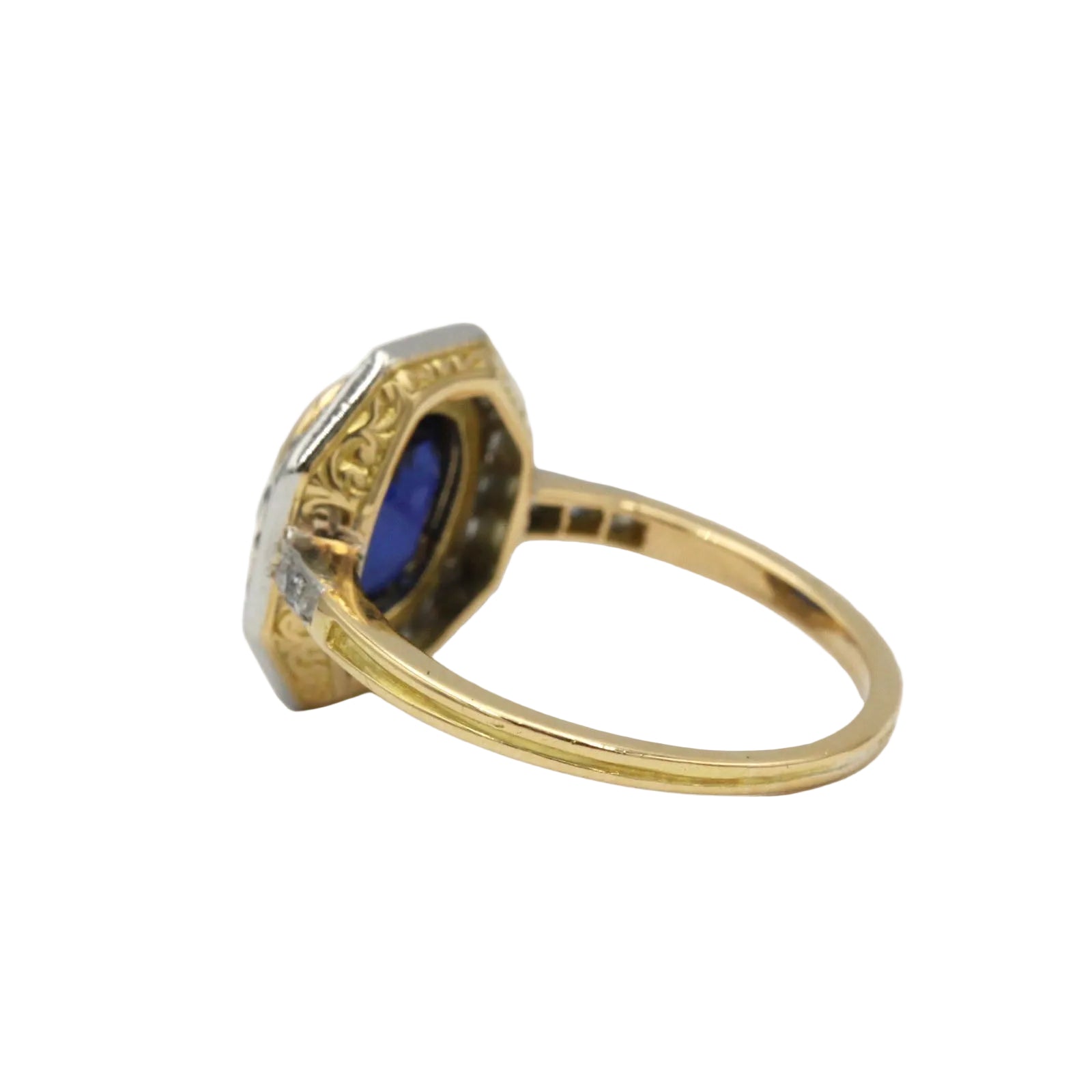 Entourage Ring in yellow gold, Platinum, Sapphire, and Diamonds