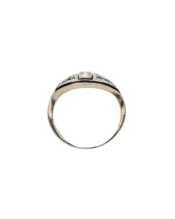 Bague en or blanc, platine, émeraudes et diamants