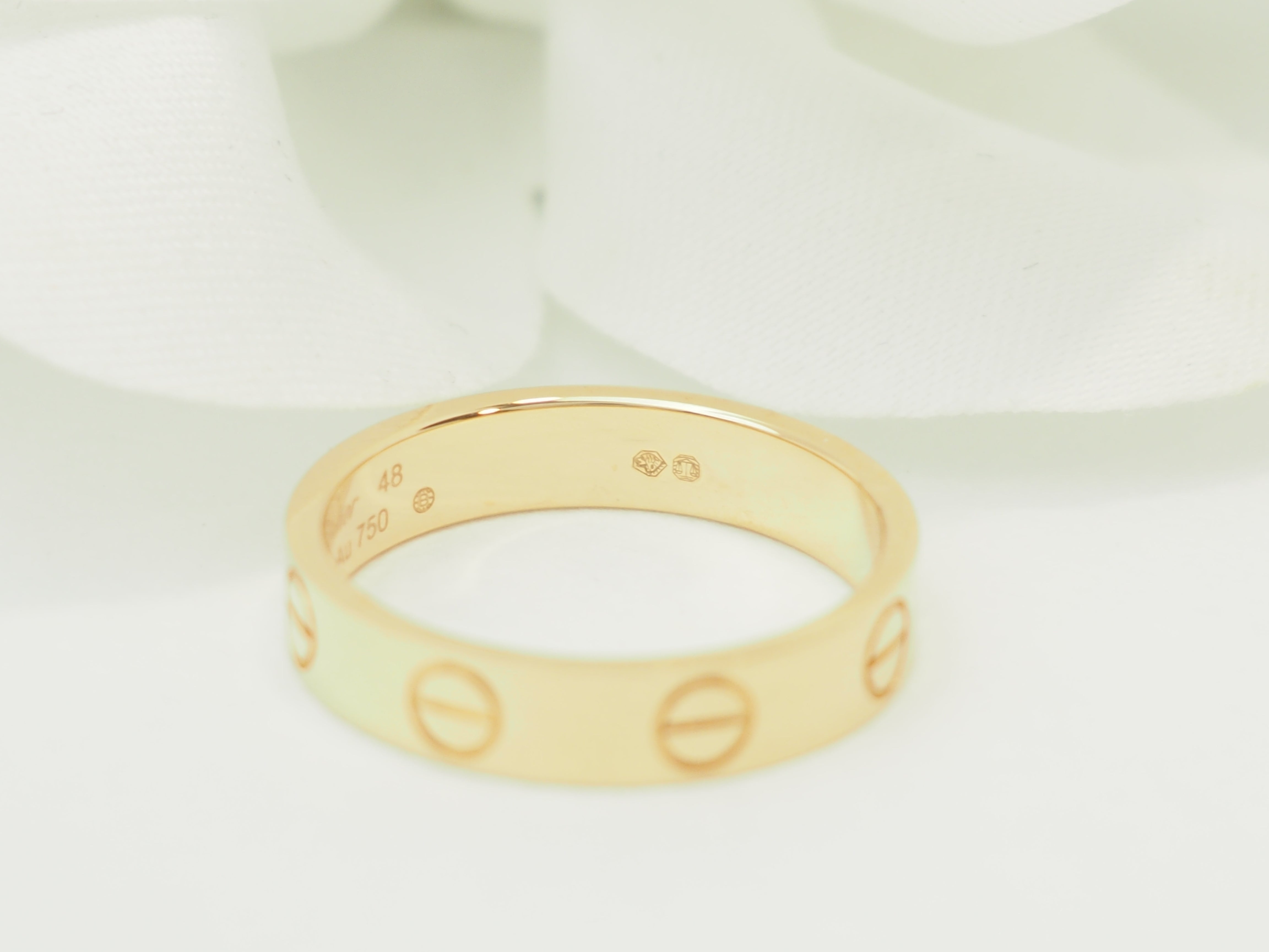 CARTIER "Love" PM Wedding band in Yellow gold