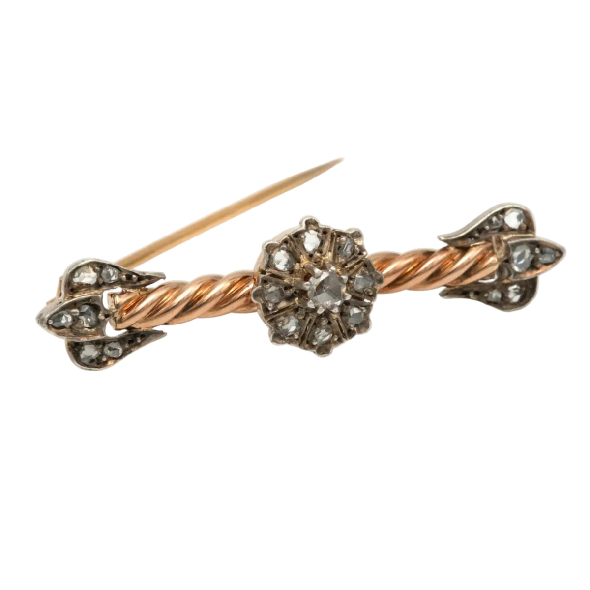 Brooch made of yellow gold, silver, and diamonds