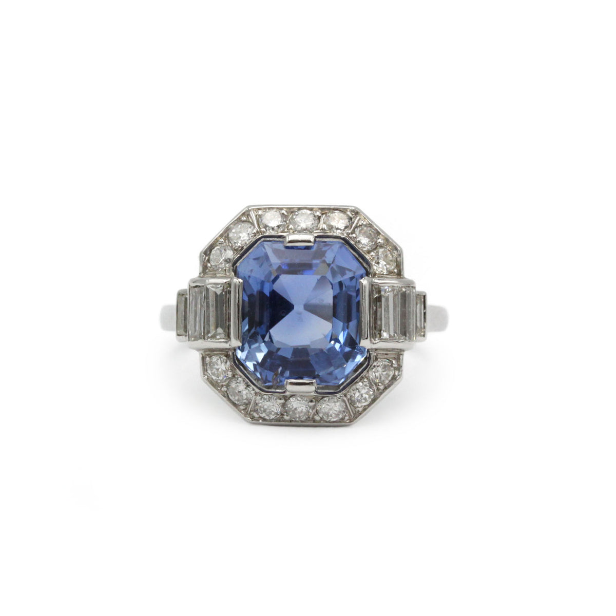 Entourage Ring in Platinum, Sapphire, and Diamonds