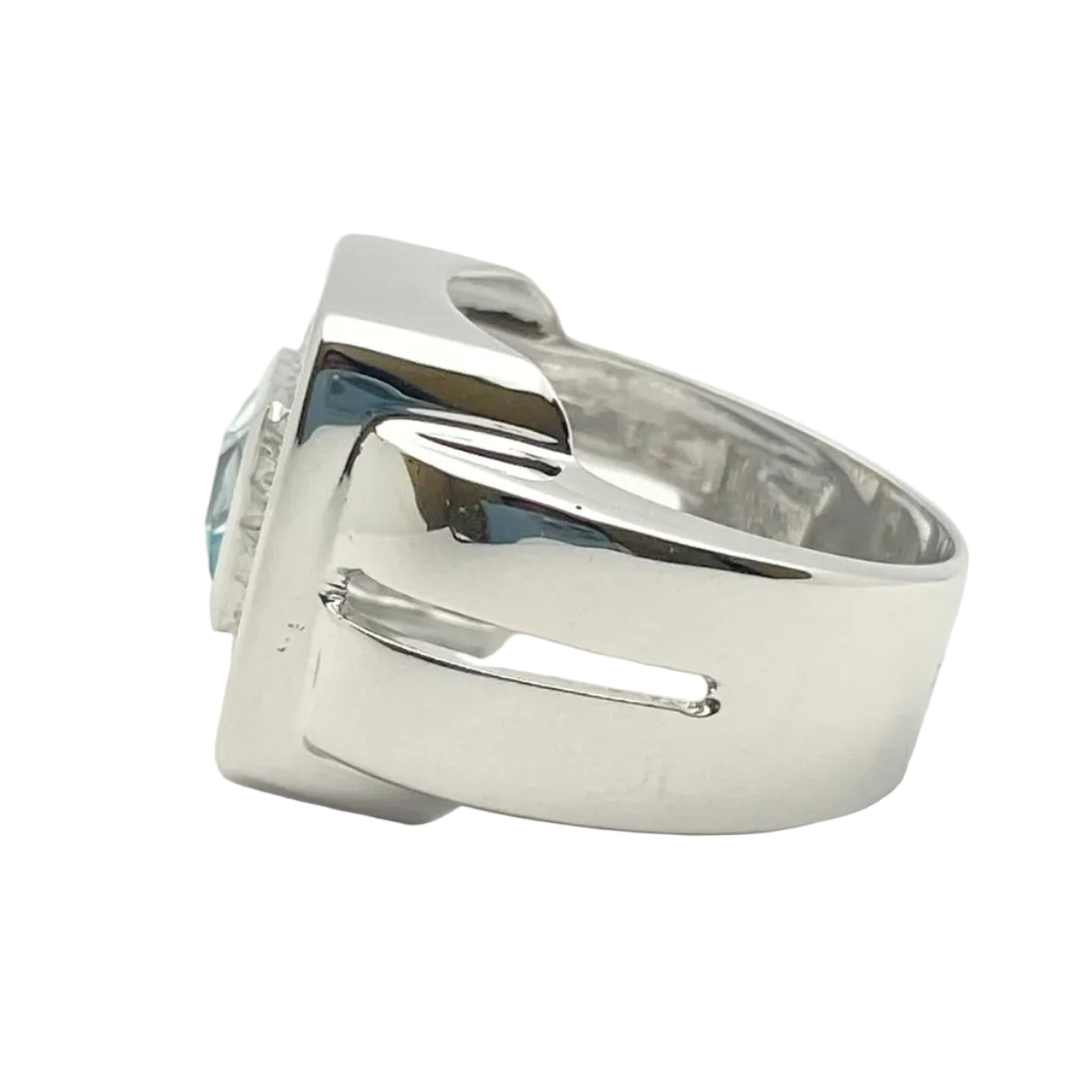 Bague Chevalière en or blanc, topaze et diamants