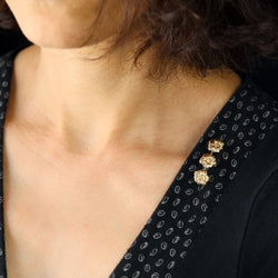 Brooch Pin in Yellow gold
