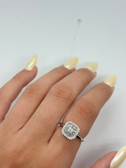 White Gold Solitaire Ring with Diamonds