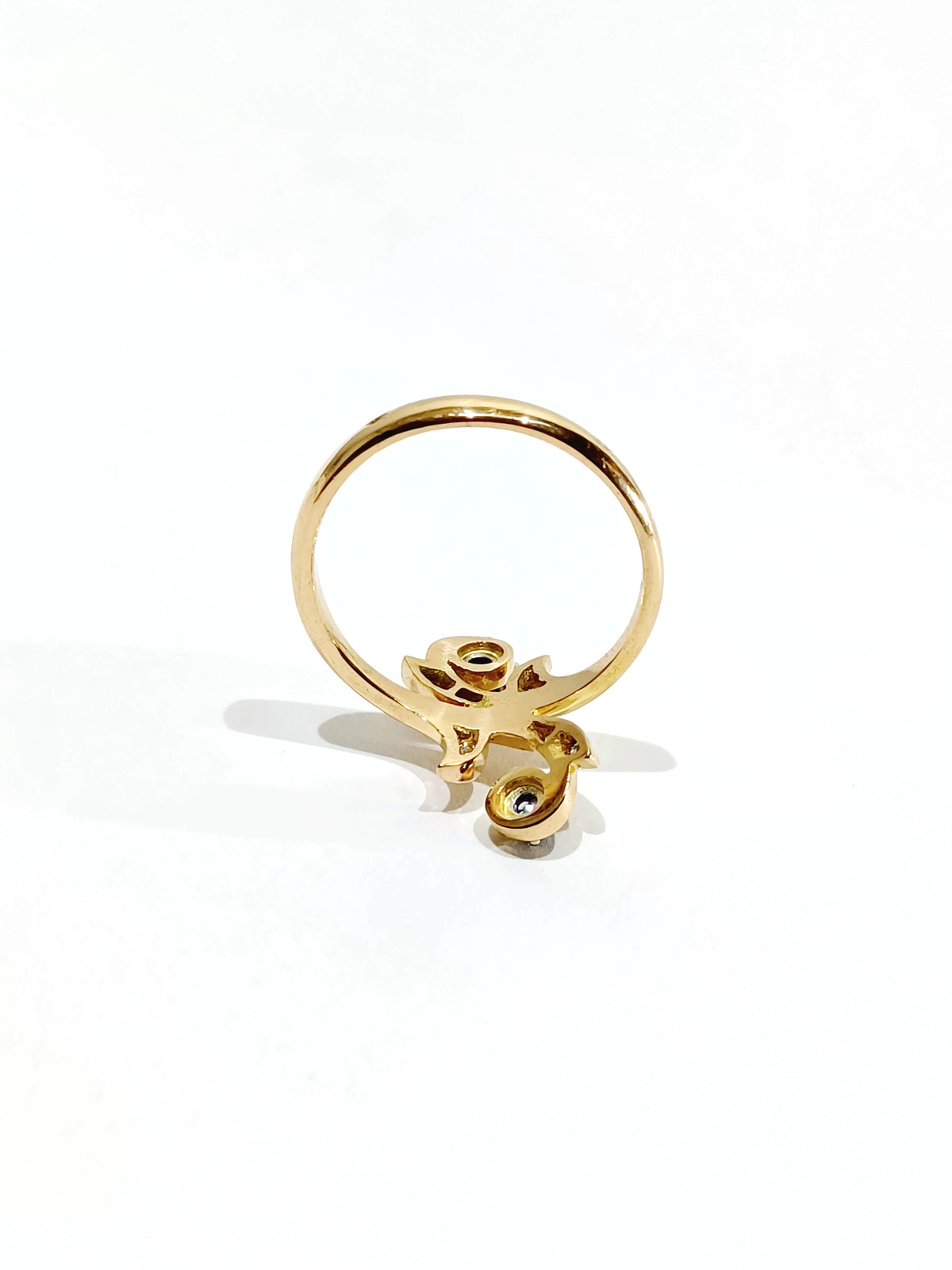 Ring You and Me in yellow gold, sapphire, and diamonds