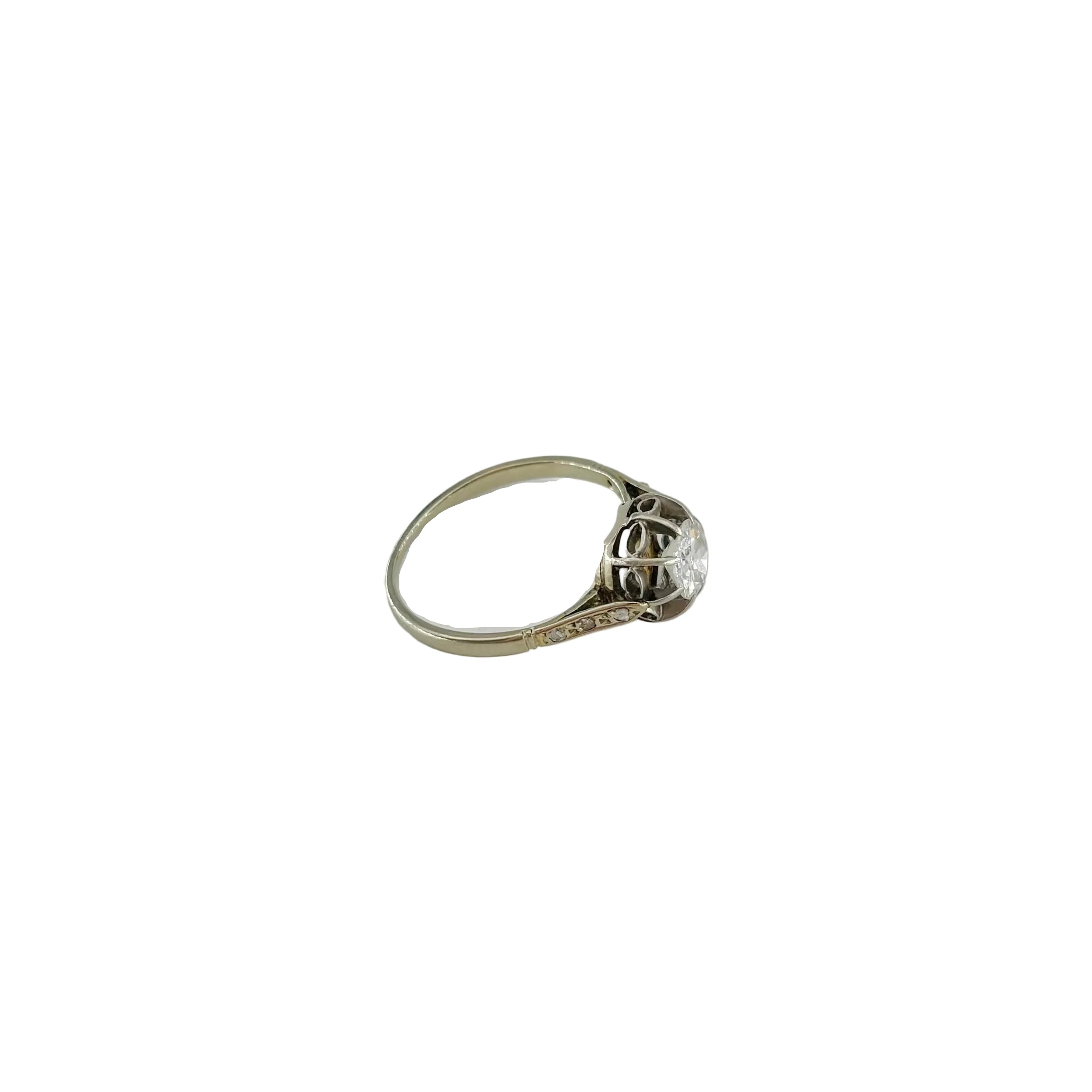 White Gold Solitaire Ring with Diamonds