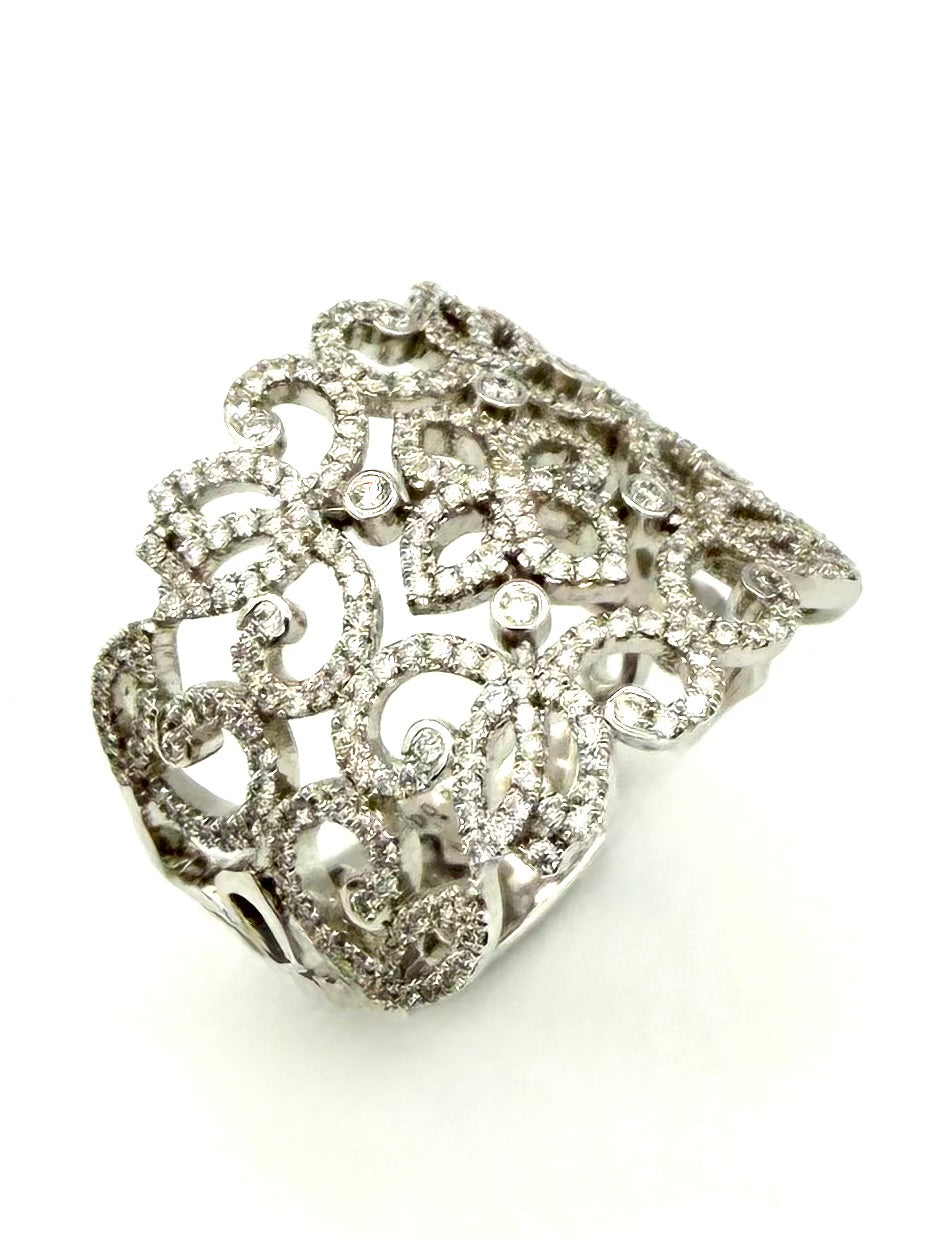 MESSIKA. "Eden" Collection, 18K white gold ring with diamonds
