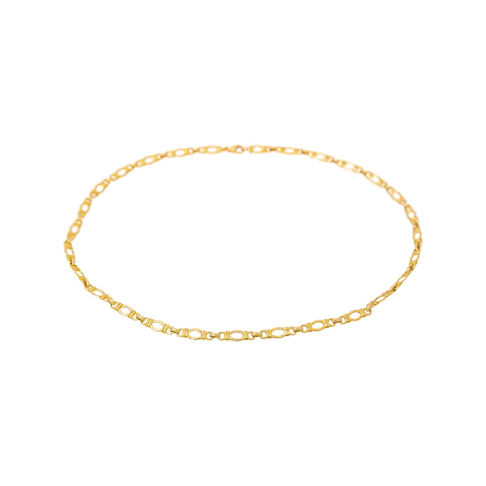 Yellow gold necklace