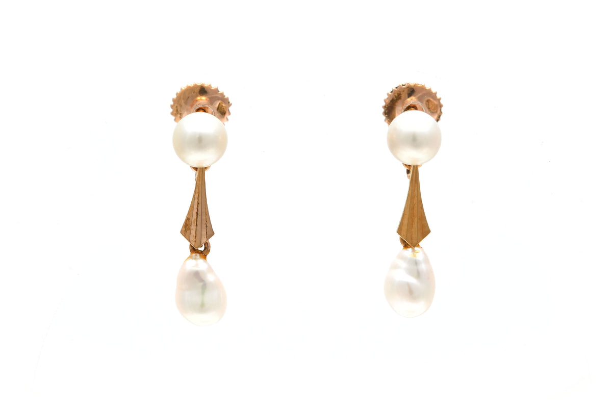 Boucles d'oreilles Pendantes en or jaune et perles