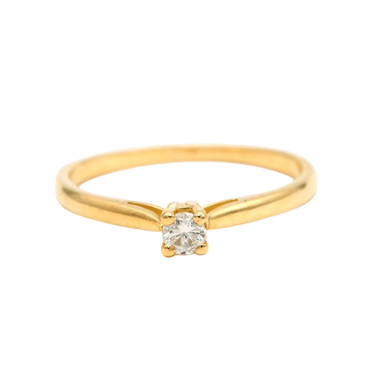 Yellow Gold Solitaire Ring with Diamond