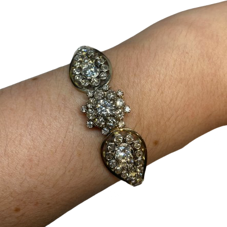 VINTAGE 18K Gold Bracelet with Diamonds, Approx. 6.50–7 CTS