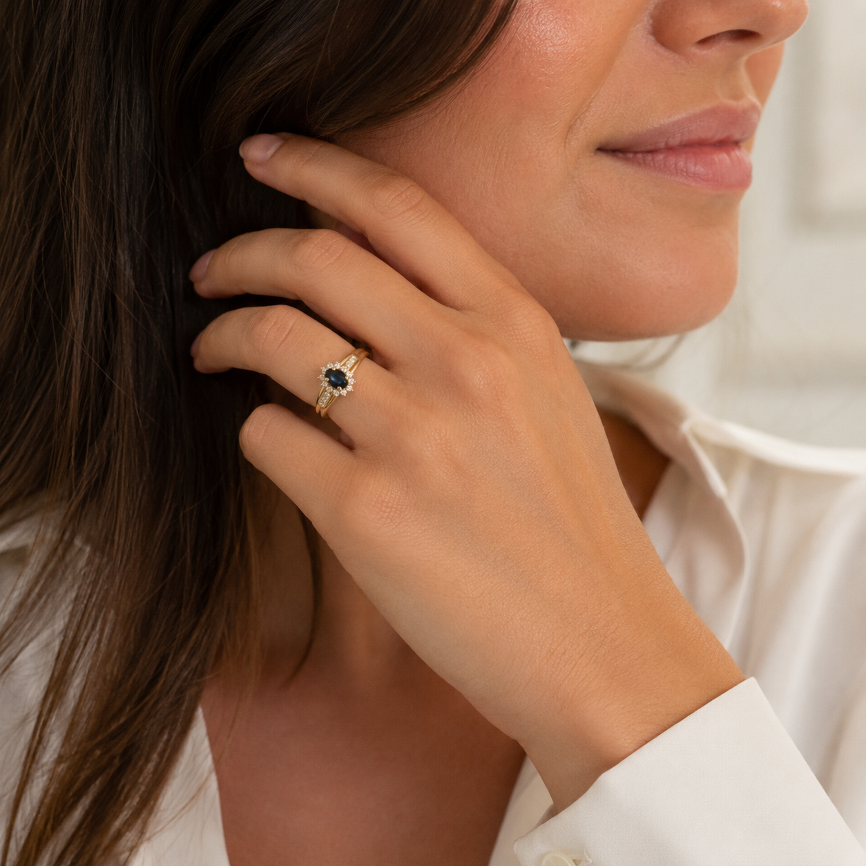 Bague Marguerite en or jaune, saphir et diamants