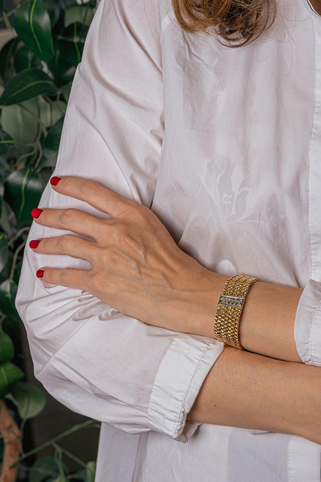 Yellow gold Diamond Cuff Bracelet