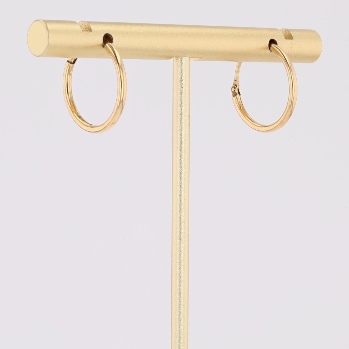 Fines boucles d'oreilles créoles or jaune - Castafiore