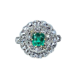 Marguerite Ring in white gold, yellow gold, emeralds, and diamonds