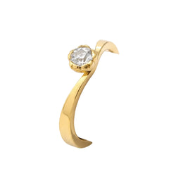 Yellow Gold Solitaire Ring with Diamond