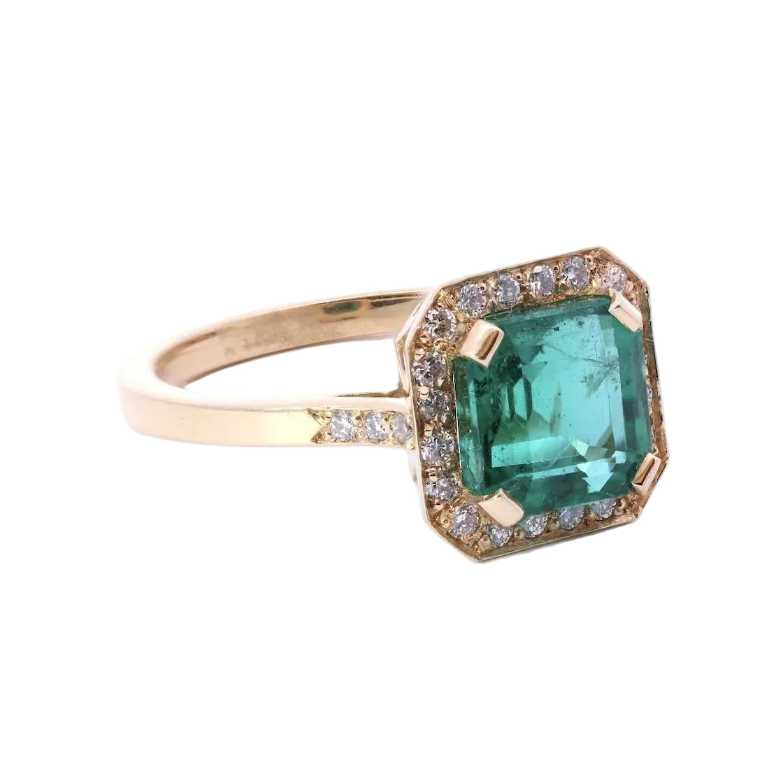 "Entourage" Ring in Yellow Gold, Emerald, and Diamonds