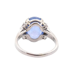 Bague en or blanc, saphir et diamants