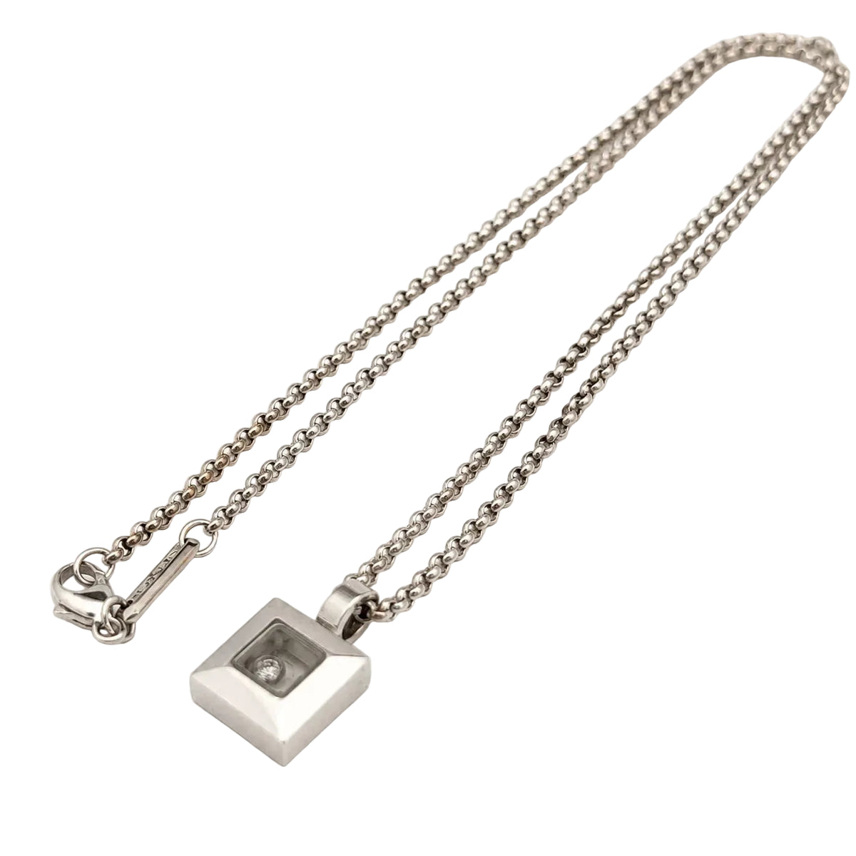 CHOPARD "Happy Diamonds" Pendant Necklace in White Gold and Diamonds