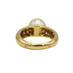 Yellow Gold Solitaire Ring with a Pearl and Diamonds