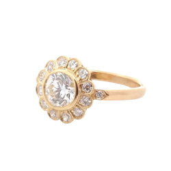 Bague Entourage en or jaune et diamants