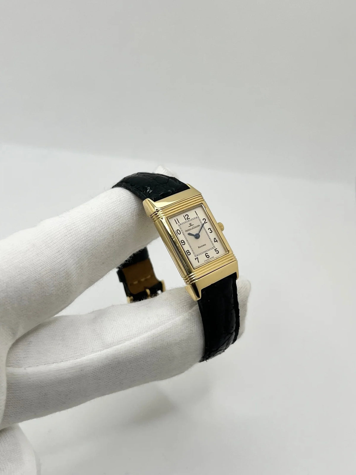JAEGER-LECOULTRE "Reverso Lady" Watch in Yellow Gold and Leather