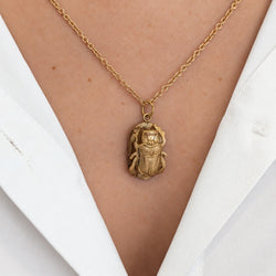 Yellow gold pendant
