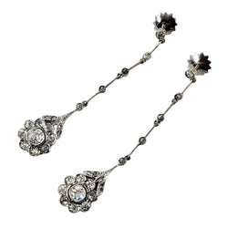 Belle Époque earrings in platinum, yellow gold, and diamonds