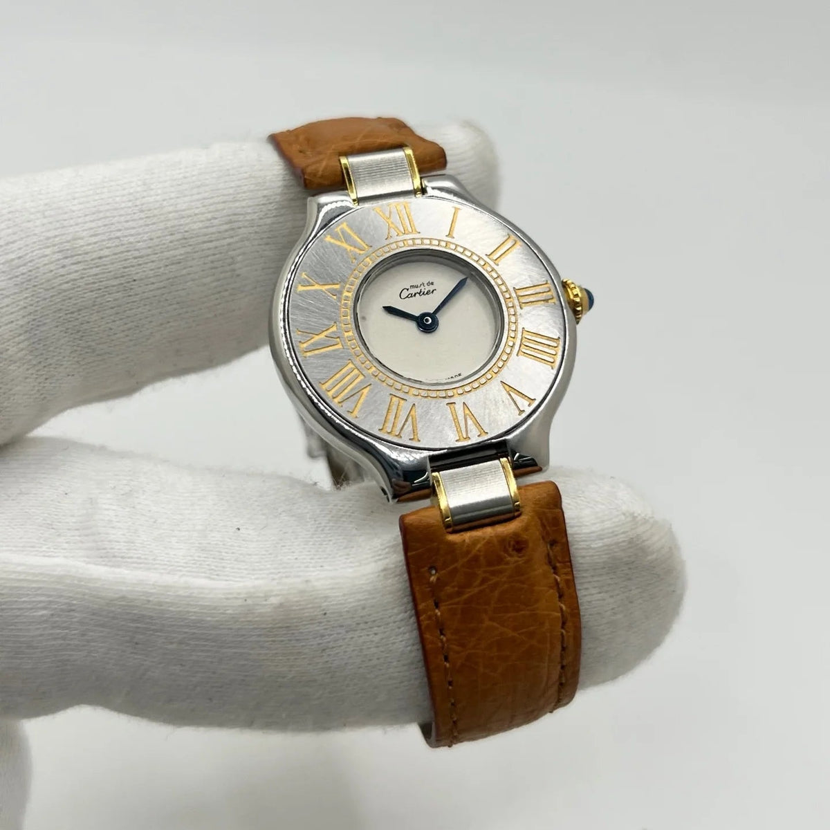 CARTIER "Must 21" Watch in Stainless Steel and Leather