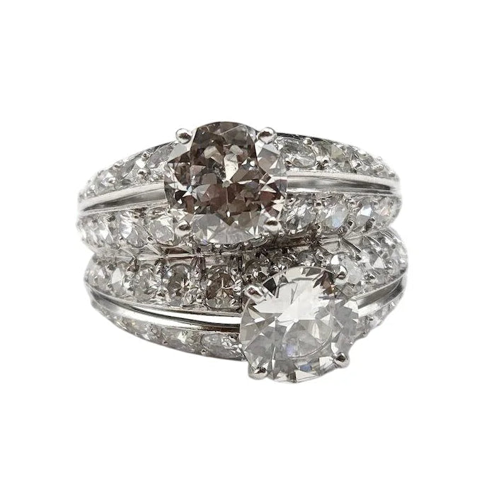 "Toi & Moi" Ring in Platinum and Diamonds