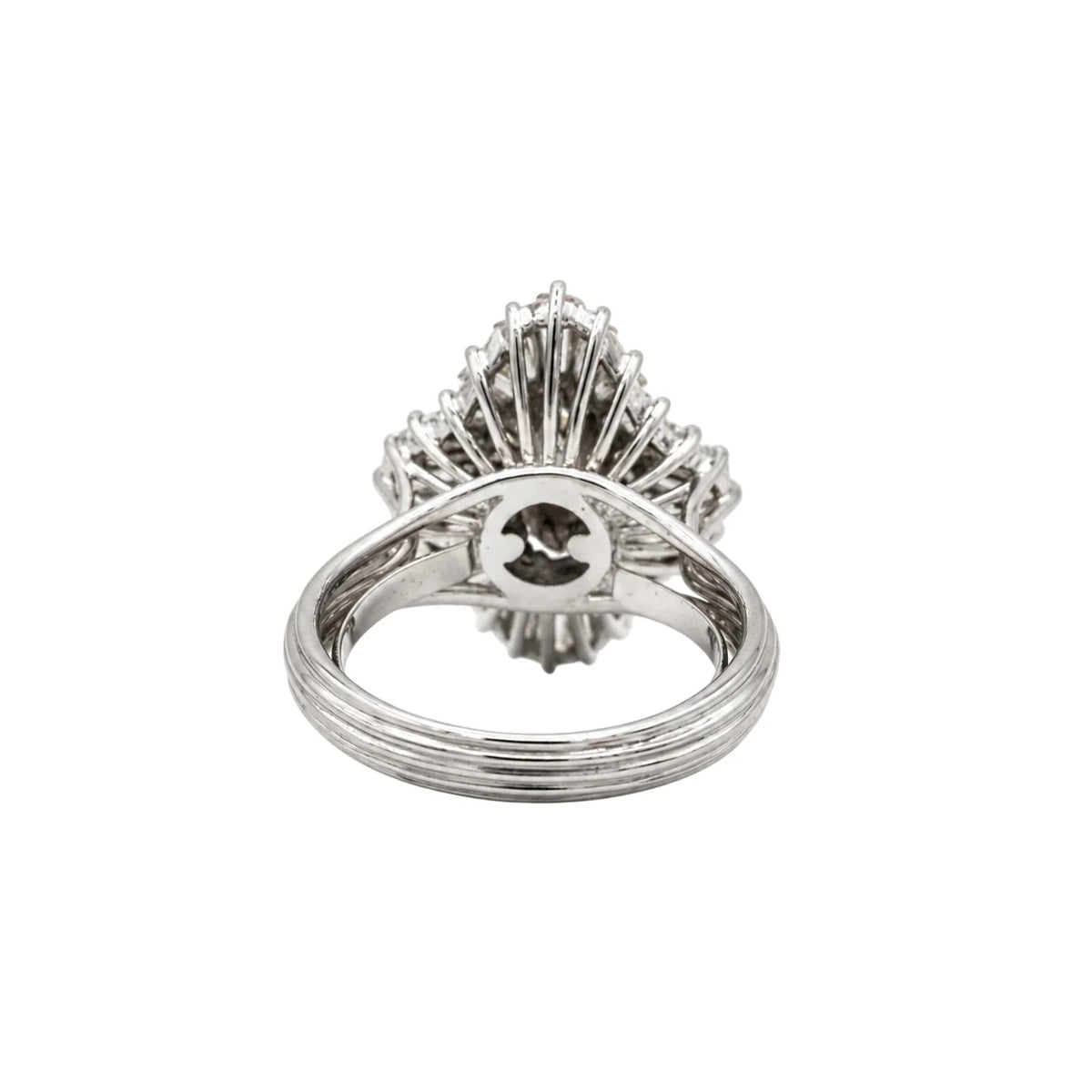 Bague Cocktail en platine et diamants