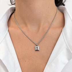 CHOPARD "Happy Diamonds" Pendant Necklace in White Gold and Diamonds