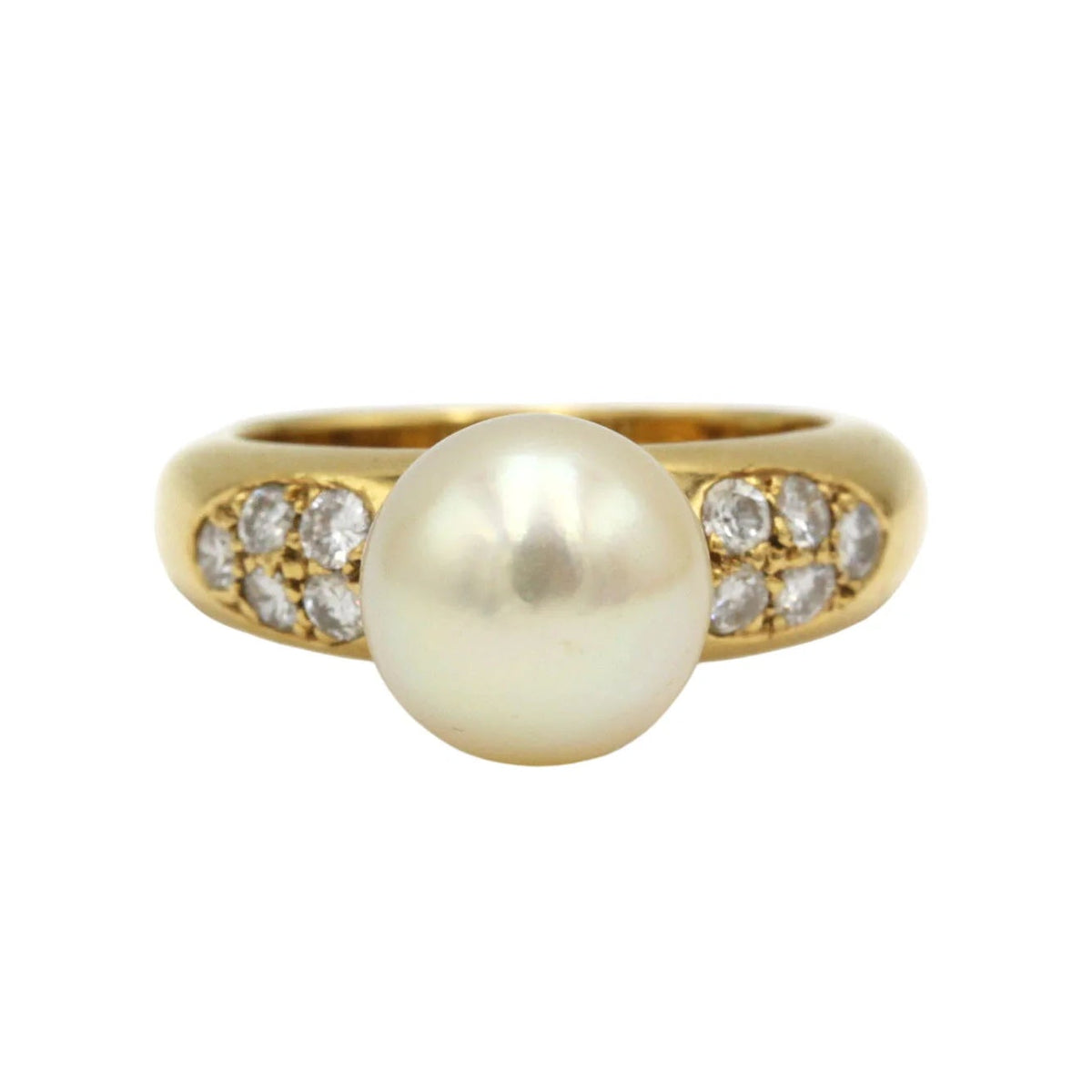 Yellow Gold Solitaire Ring with a Pearl and Diamonds