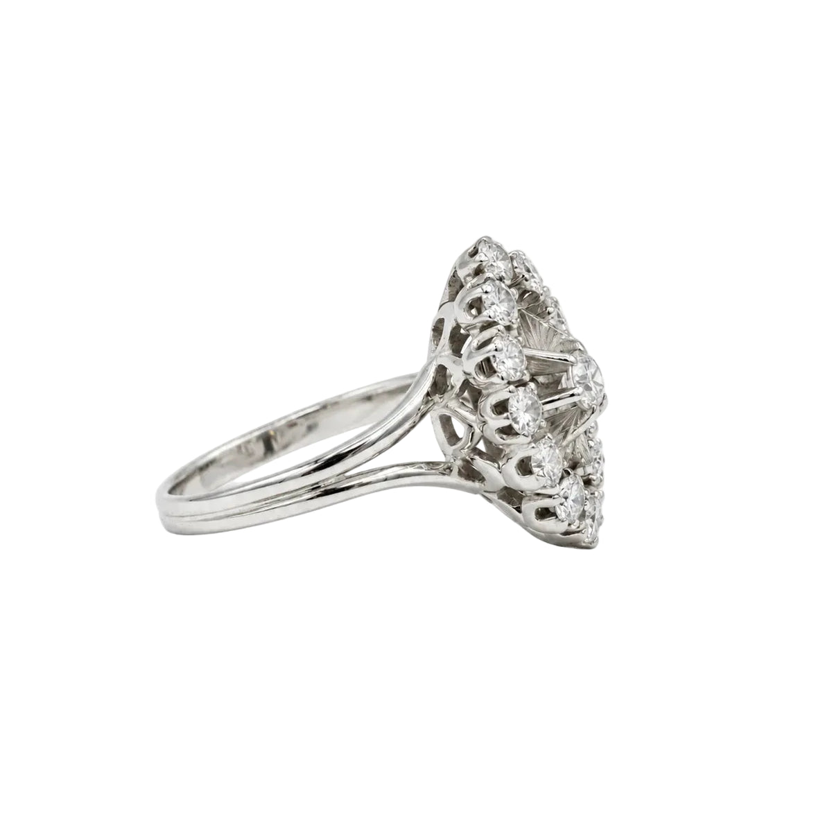 Marquise Ring in White Gold and Diamonds