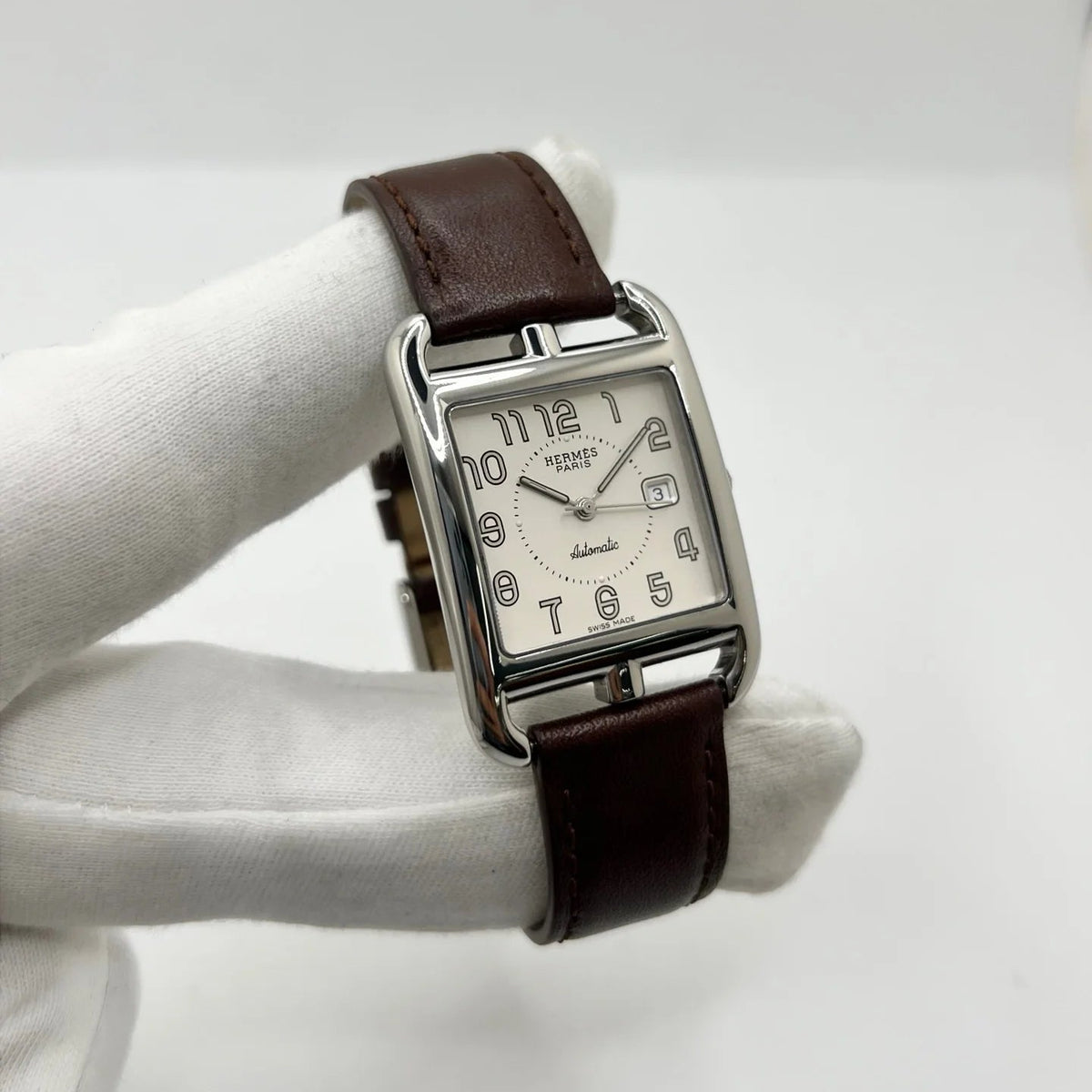 HERMÈS "Cape Cod" Watch in Stainless Steel and Leather