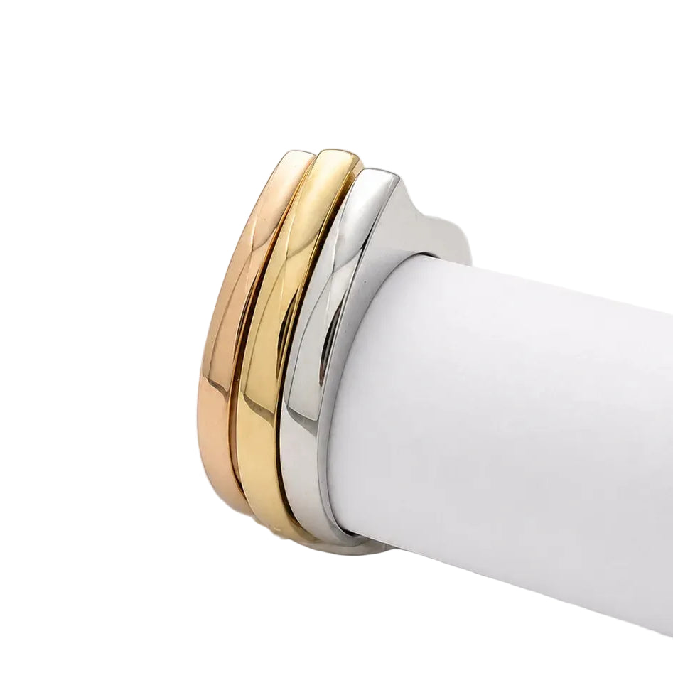 Rings in white gold, yellow gold, and rose gold