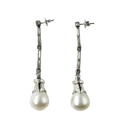White Gold Dangle Earrings with Pearls and Diamonds