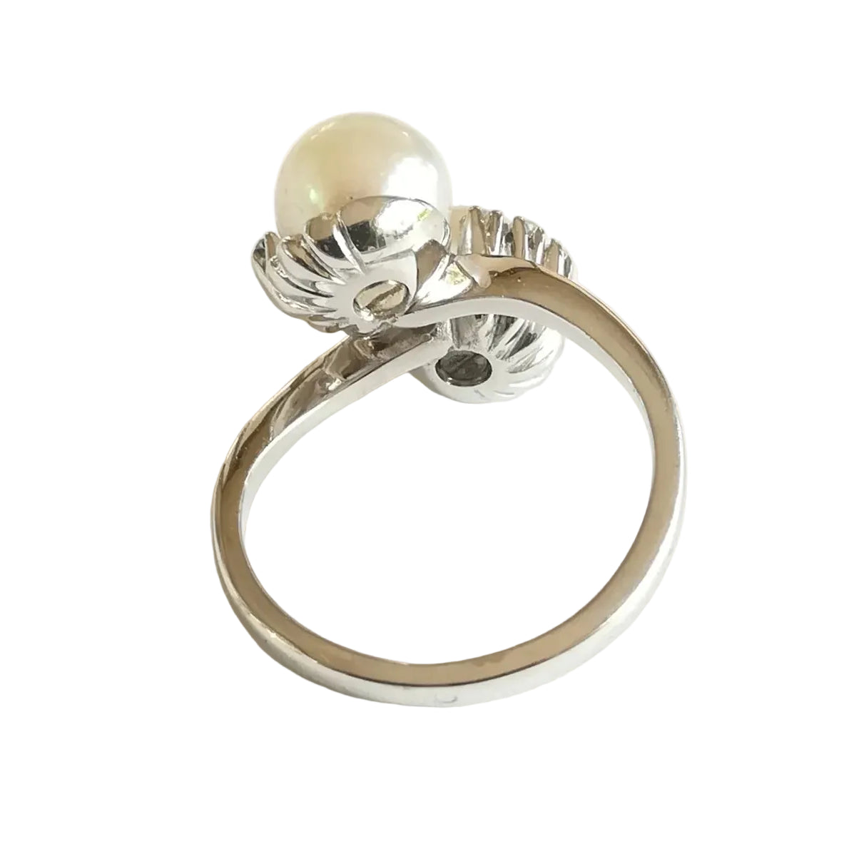 "Toi et Moi" Ring in White Gold, Pearls, and Diamonds