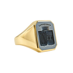 Yellow Gold and Agate Signet Ring