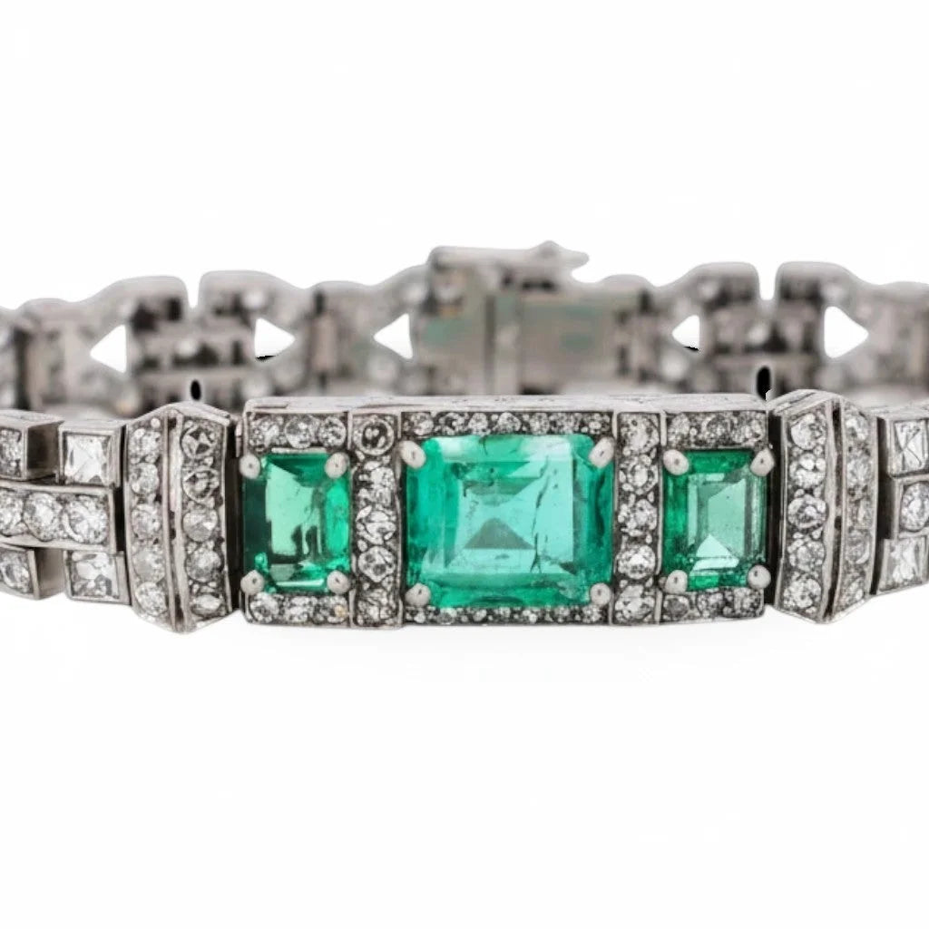 Art Deco bracelet in platinum, emeralds, and diamonds