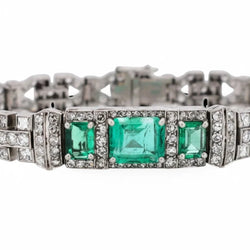 Art Deco bracelet in platinum, emeralds, and diamonds