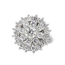 Marguerite Ring in White Gold and Diamonds