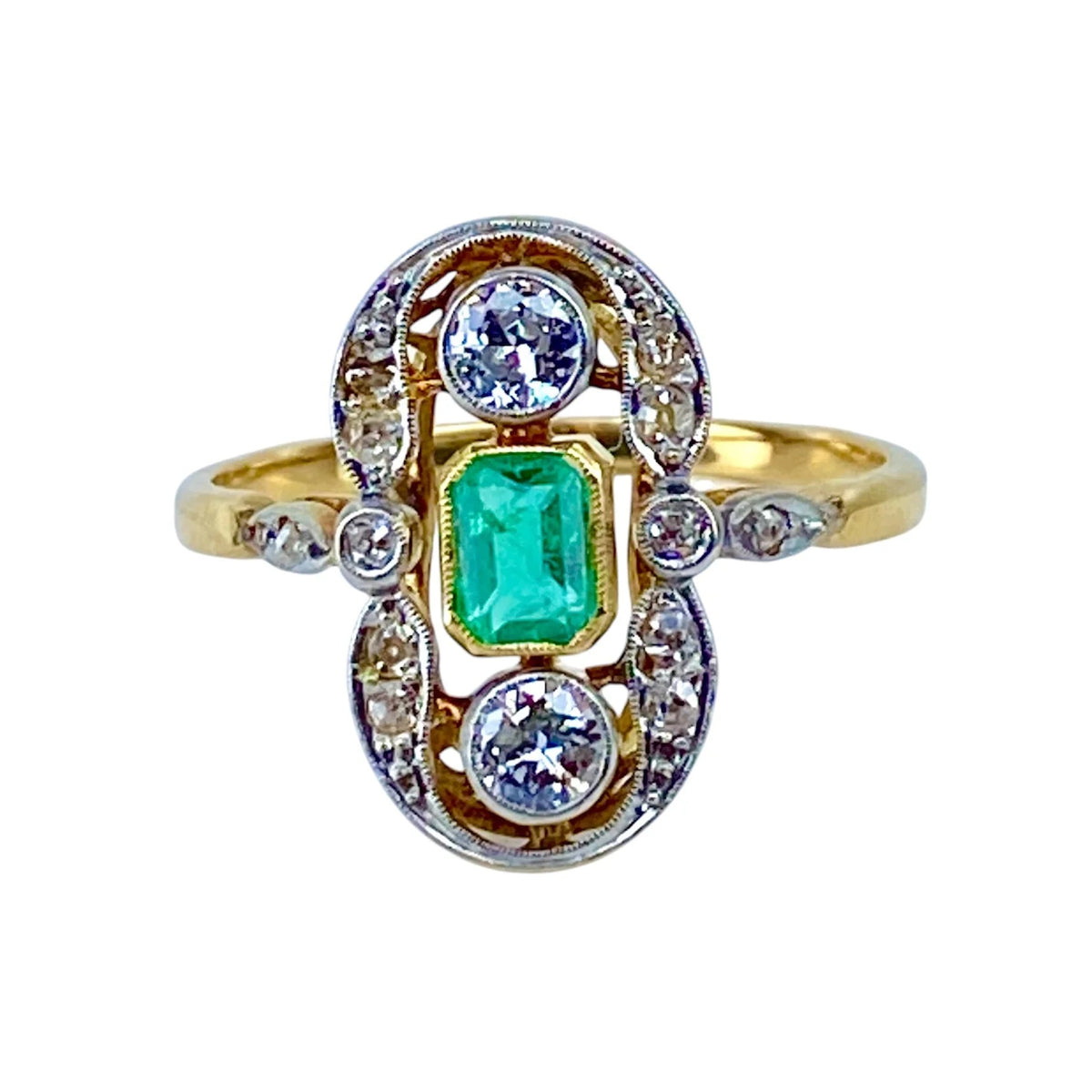 "Entourage" Ring in Yellow Gold, Emerald, and Diamonds