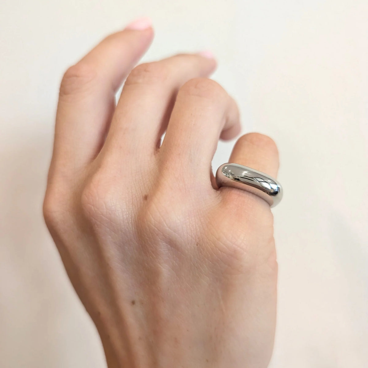 White Gold Bangle Ring