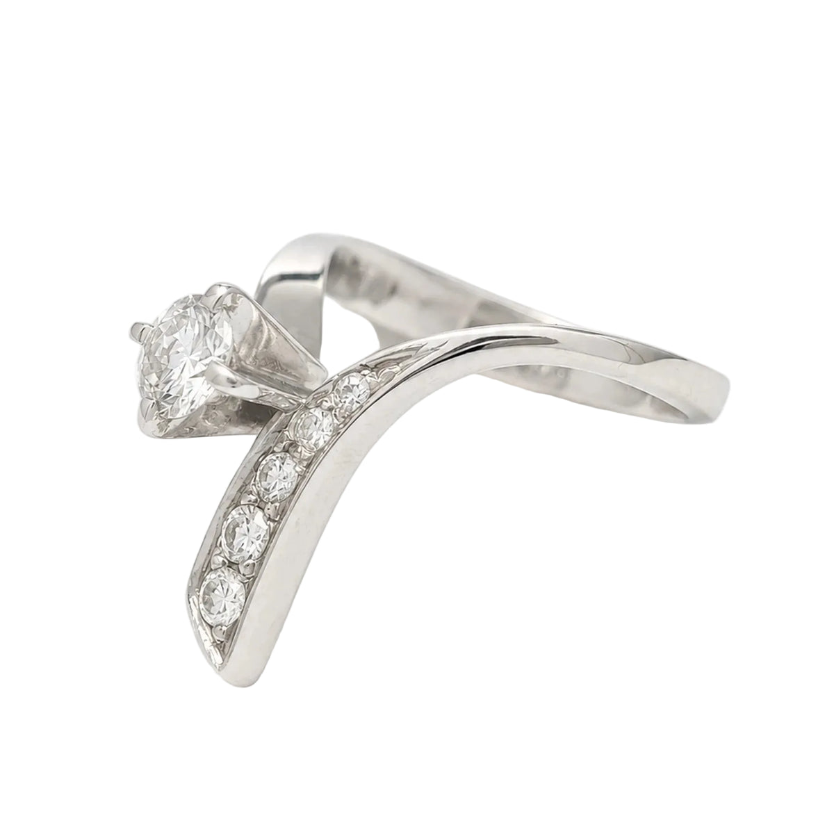 White Gold Solitaire Ring with Diamonds