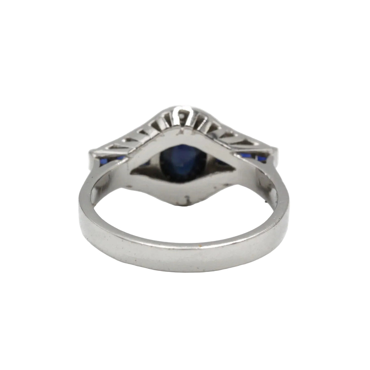 White gold ring with sapphires and diamonds